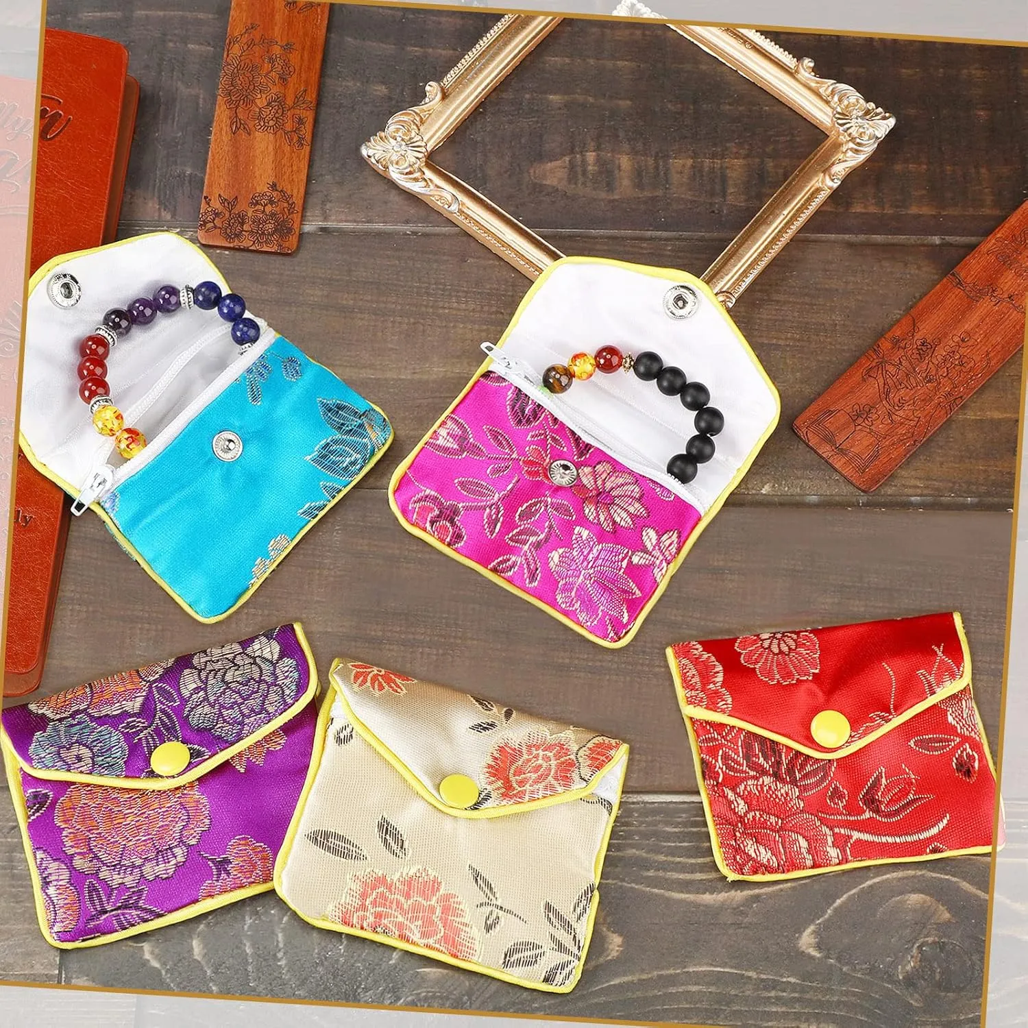 50 Pcs Jewelry Silk Purse Pouch Gift Bags Bulk, Chinese Silk Style Brocade Embroidered Bag with Zipper Jewelry Bags(2.56 x 3.15 Inch,Bright Color)