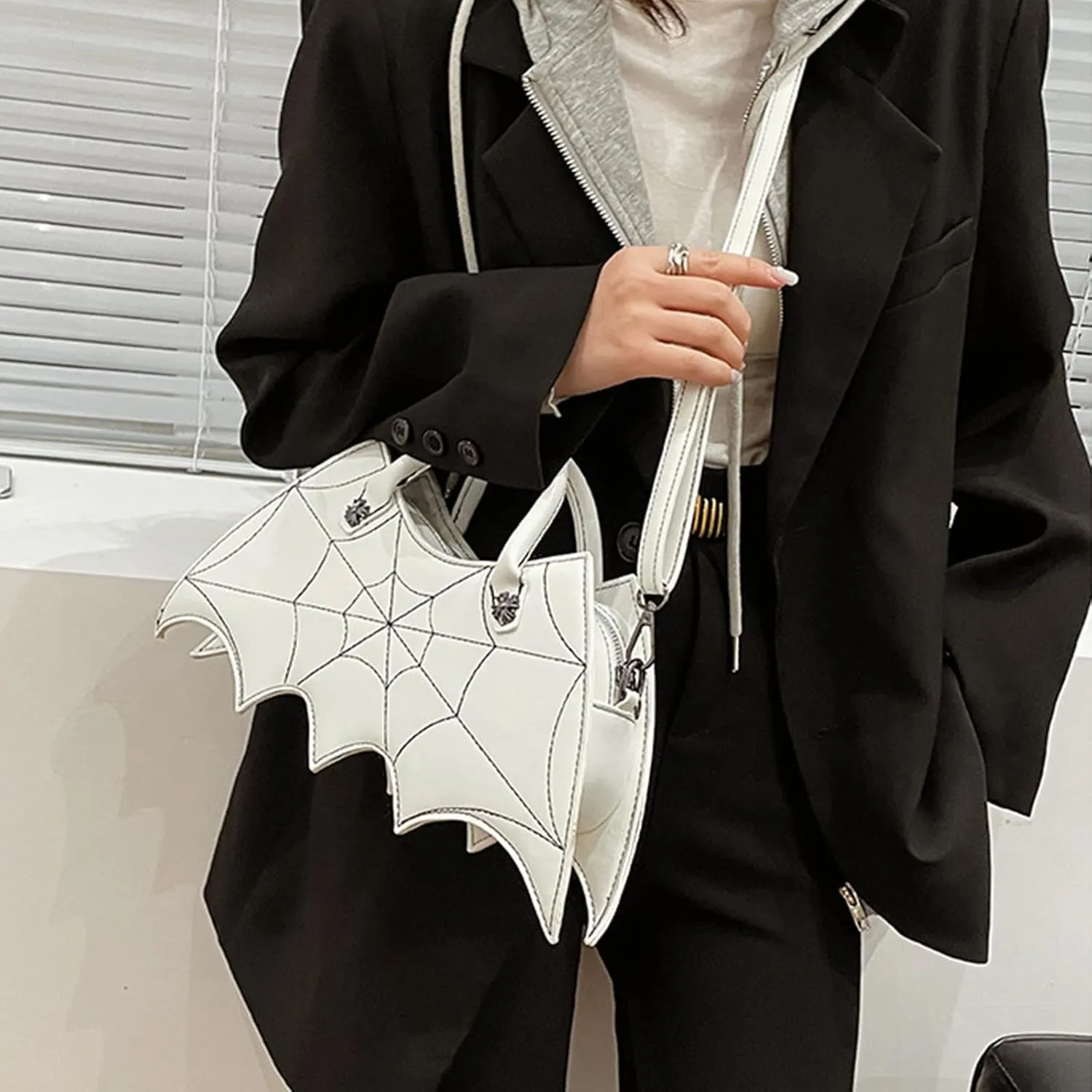 Dinosaur Shaped Shoulder Handbag PU Leather Rivet Purses Crossbody Bag for Girl Animal Novelty Purse
