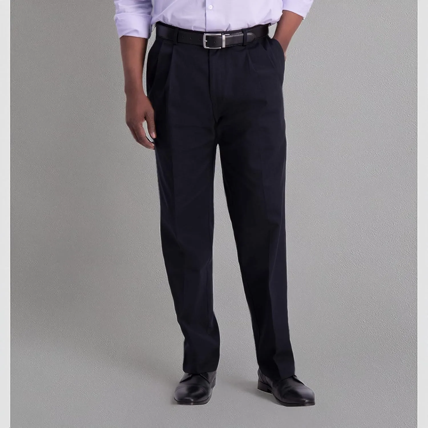 Haggar Men's Iron Free Premium Khaki Classic Fit Pleat Front Expandable Waist Casual Pant (Regular and Big & Tall Sizes)