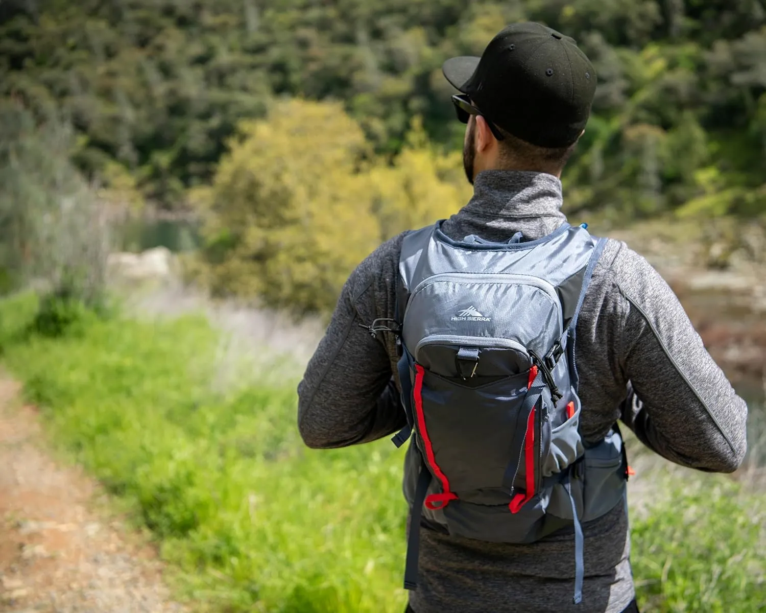 High Sierra Hydrahike 2.0 Hydration Backpack with 2L Water Bladder for Running, Hiking, Camping, or Cycling