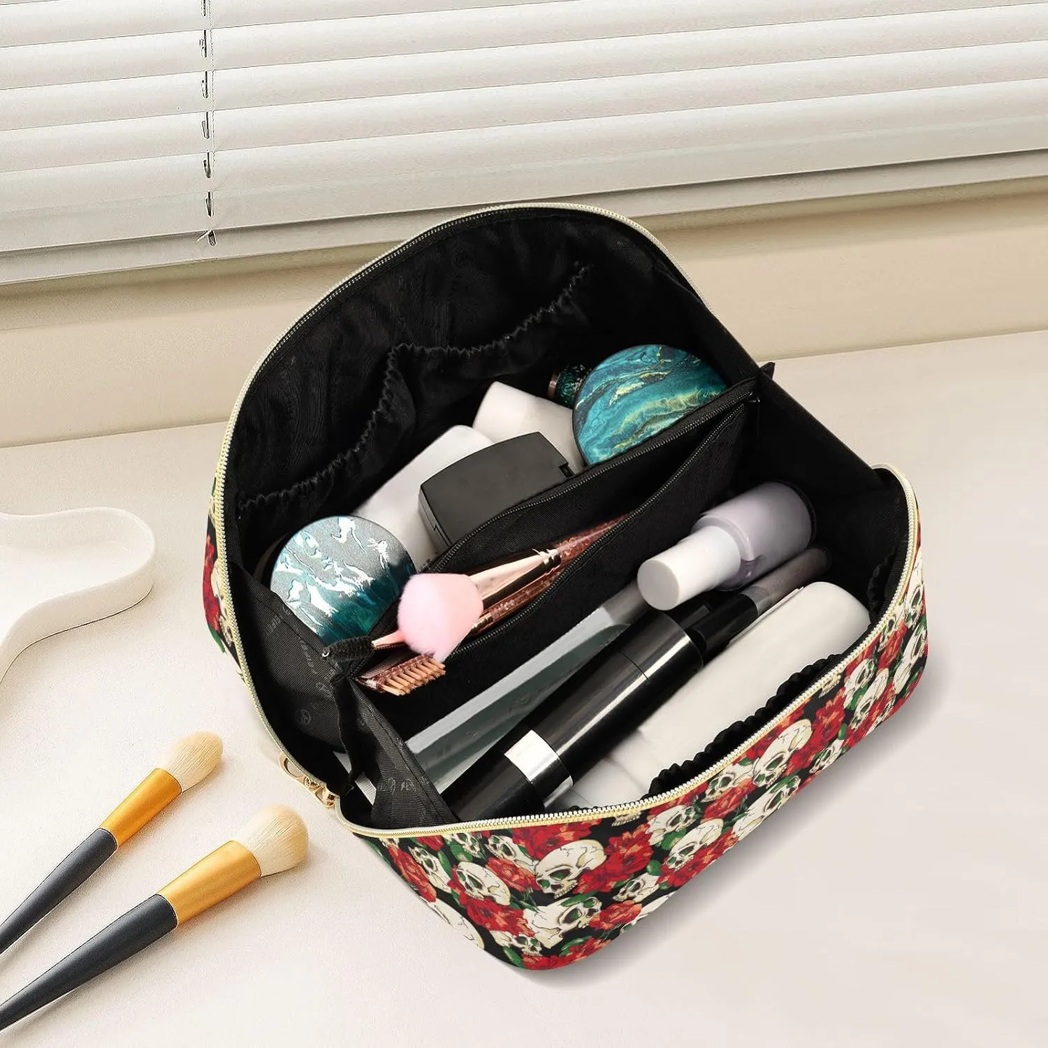 Makeup Organizer Bag, Skull and Flower Travel Makeup Bags Makeup Vanity Case Large Capacity Rhombus Cosmetic Toiletry Bag for Girl Women Ladies