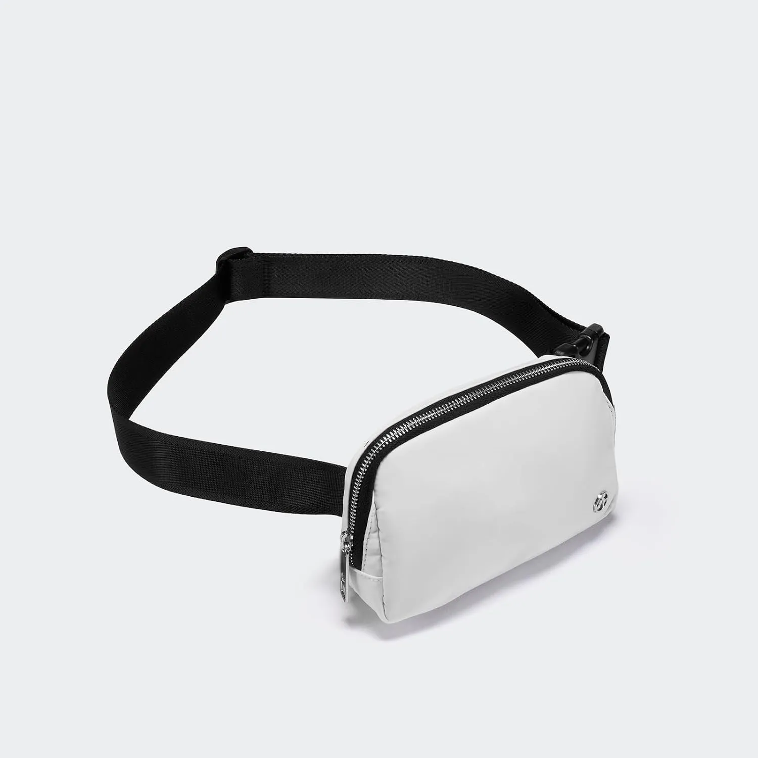 Pander Belt Bag for Women, Fashion Waist Packs, Crossbody Bags, Everywhere Belt Bag with Adjustable Strap (White).
