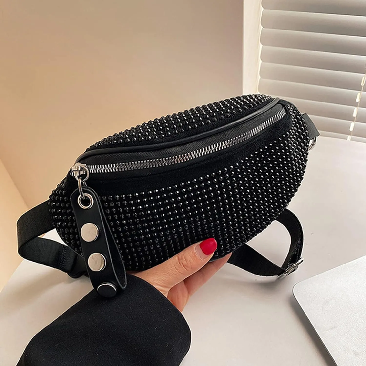 Shiny Rhinestones Crystal Waist Bag Fanny Pack for Women Girls Small Belt Bum Bag Crossbody Cell Phone Pouch for Party Beach Travel