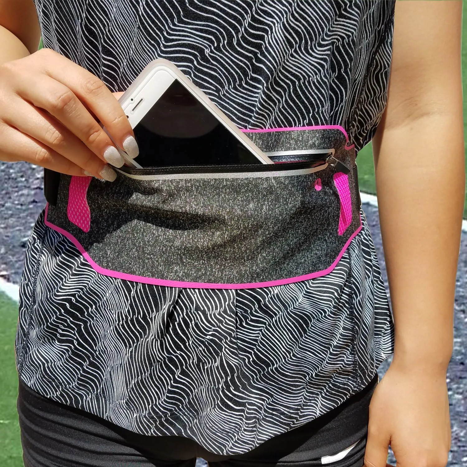 Ultra-thin Water Resistant Running Belt/Fannie Pack for Women and Men, Expandable Phone Belt to Hold Cell Phones, Cards, and Money. Ideal Waist Bag Waist Pack for Travel, Sports and Yoga (Pink)