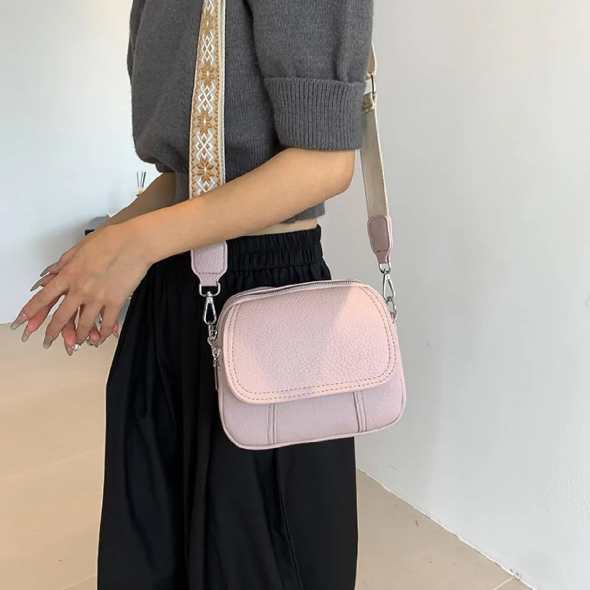 Women Small Crossbody Purse Fashion Lightweight Vegan Leather Handbags with Boho Strap Shoulder
