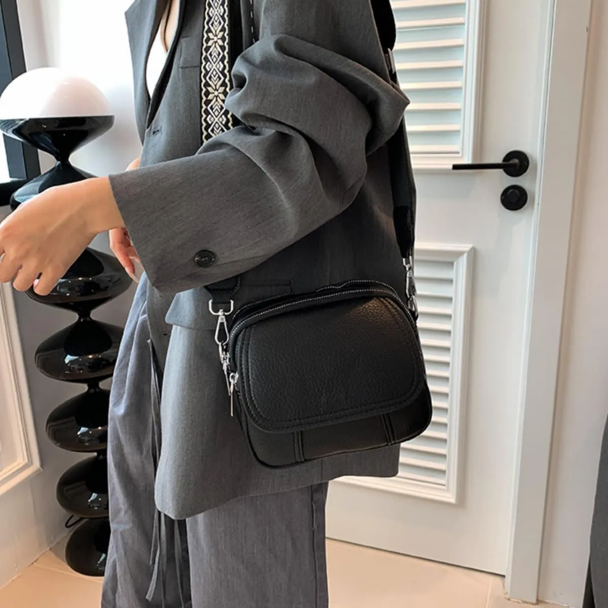 Women Small Crossbody Purse Fashion Lightweight Vegan Leather Handbags with Boho Strap Shoulder