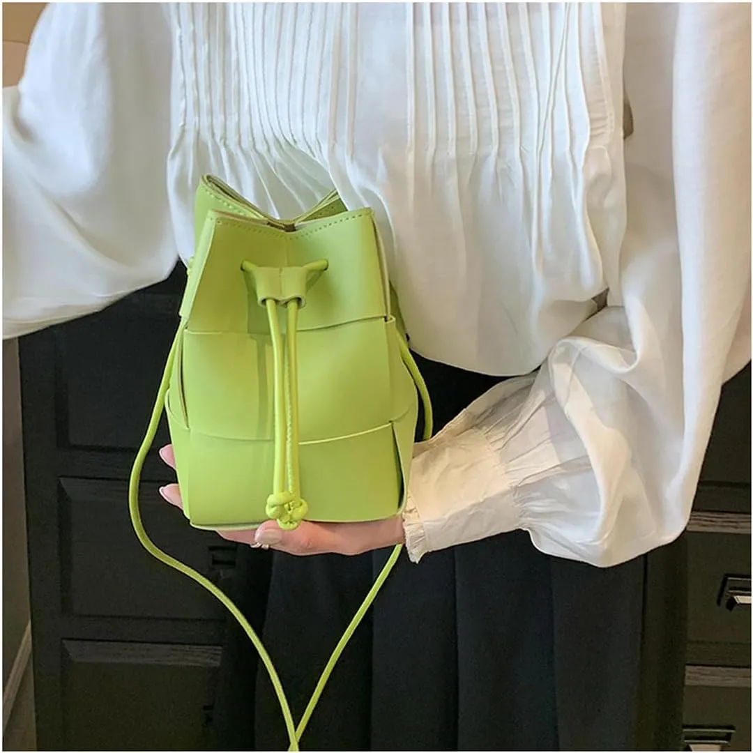 Women's Mini Woven Bucket Bag, Square Lattice Drawstring Leather Small Hobo Handbag Crossbody Handbags Soft Adjustable (Kiwi green)
